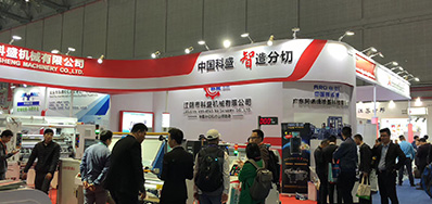必赢亚洲超高速喷码机上海展会最后一天，，，，人气依然不减